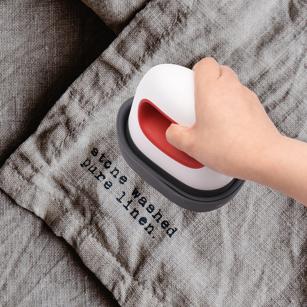 Portable 220V Mini Heat Press Machine T-Shirt Printing DIY Easy Heating Transfer Press Iron Machines for Clothes Bags Hats